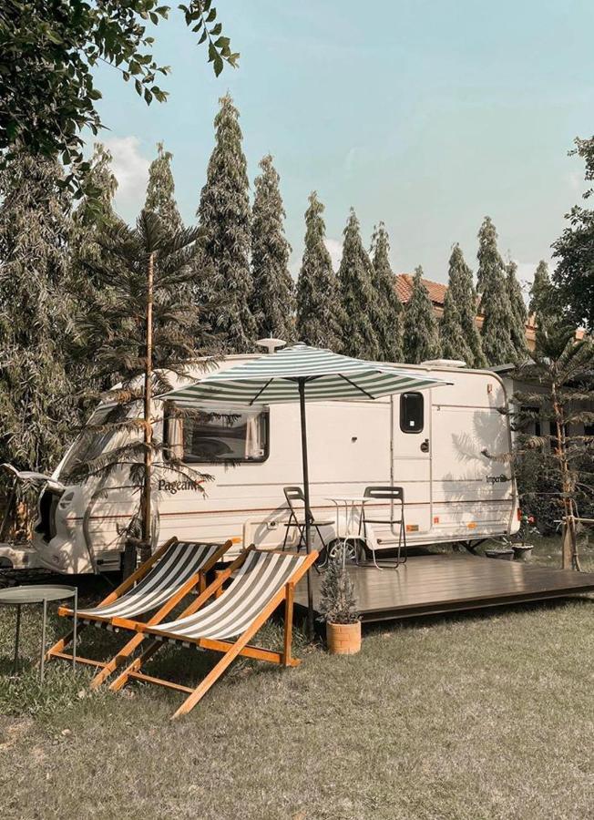 Nice Nite Campervans Ayutthaya Eksteriør bilde