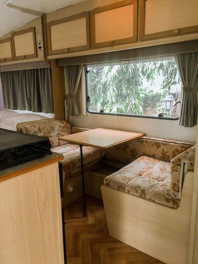 Nice Nite Campervans Ayutthaya Eksteriør bilde